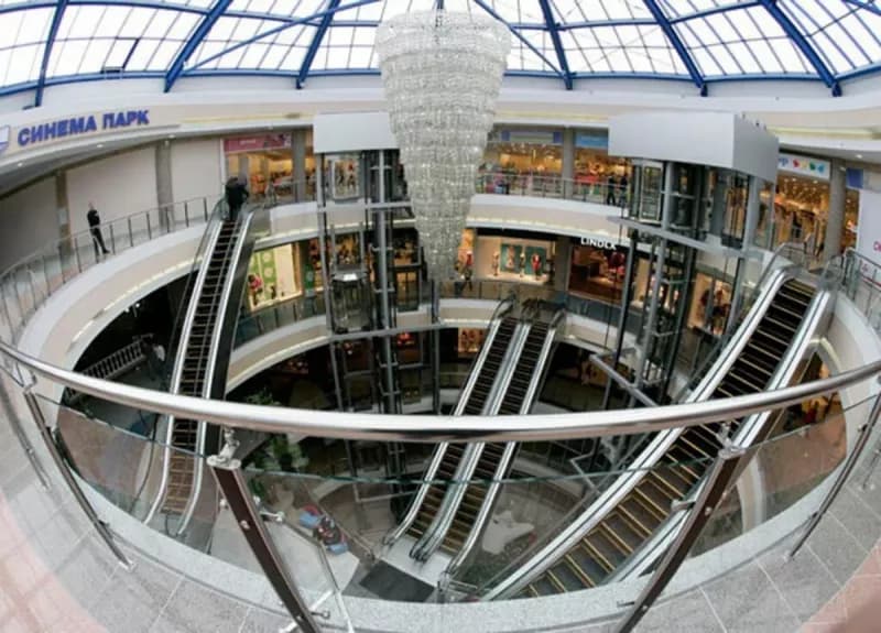 Schody ruchome — przykładowa instalacja